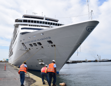 Dragado en Puerto Quetzal
